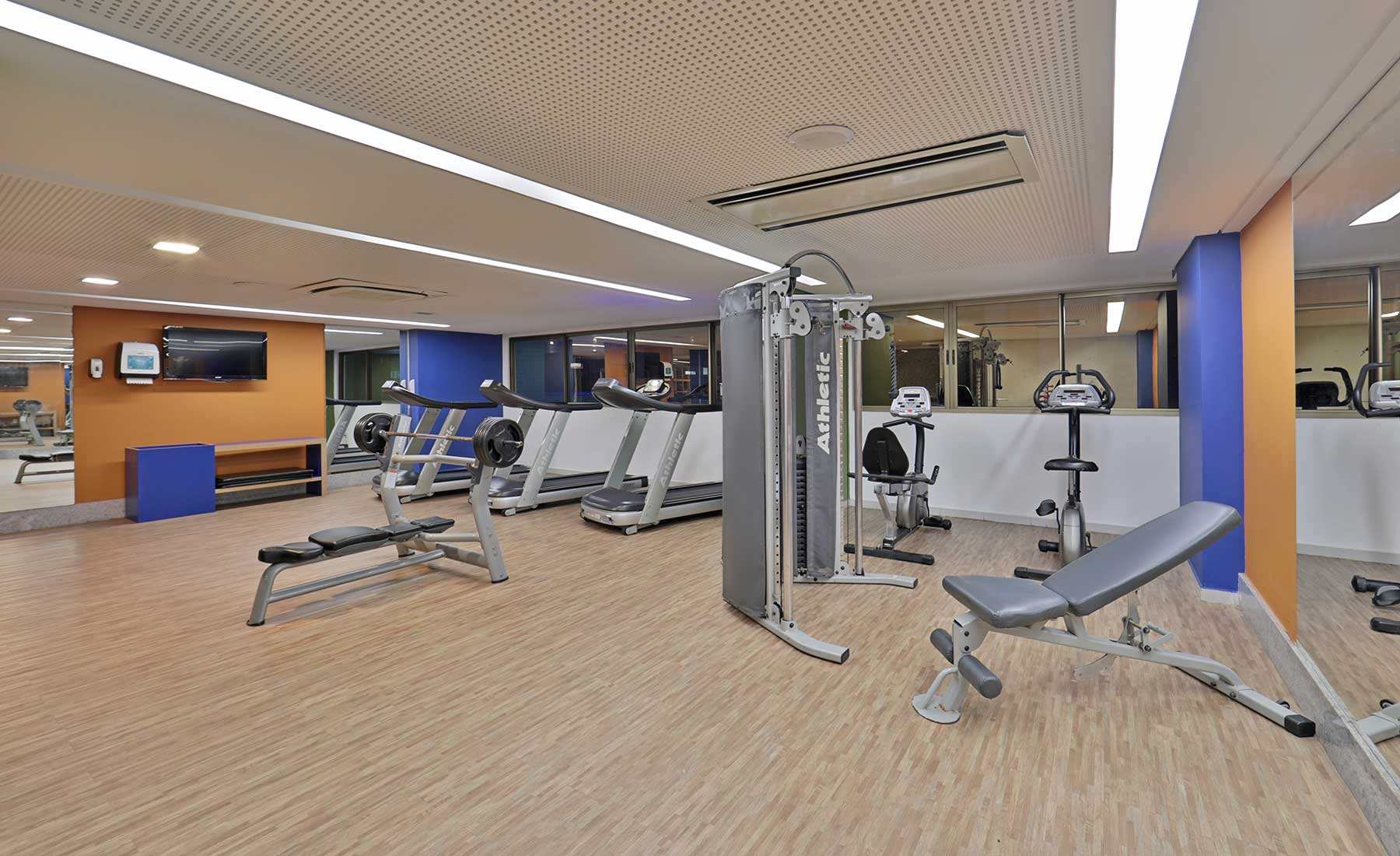 Fitness y bienestar — HY Beach Flats